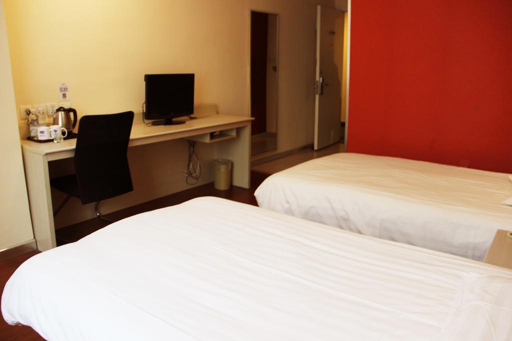Hanting Hotel Ji'Nan Jiefang Road 2Nd Jinan Kamer foto